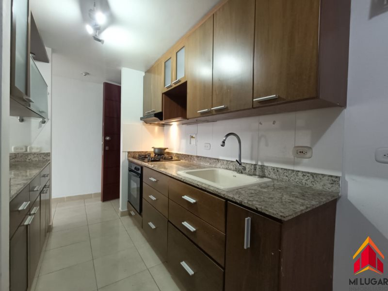 Apartamento disponible para Arriendo en Envigado con un valor de $2,900,000 código 646