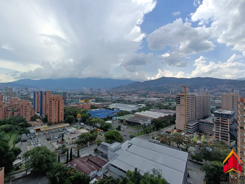 Apartamento disponible para Arriendo en Envigado Jardínes Foto numero 1