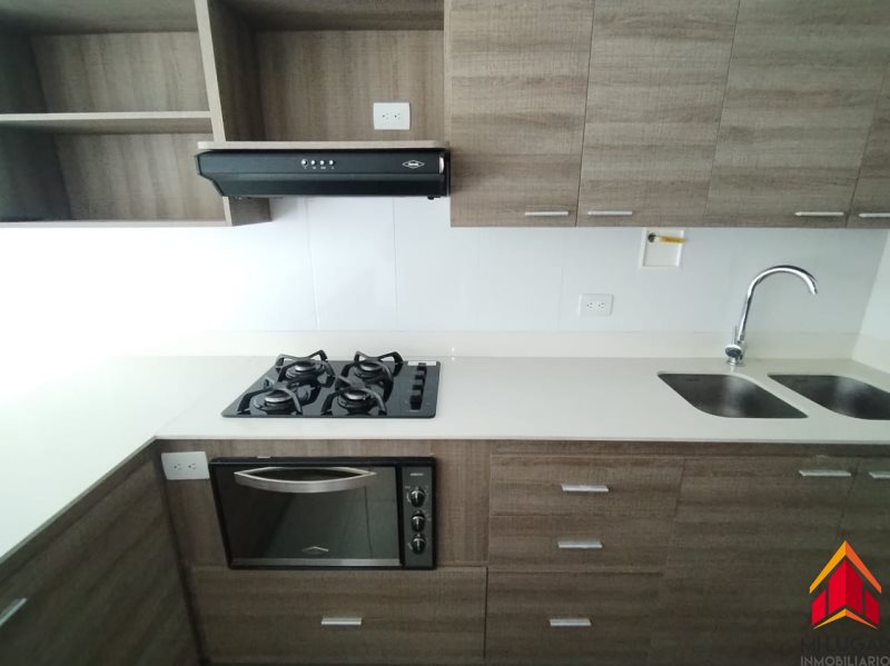 Apartamento disponible para Arriendo en Envigado con un valor de $4,000,000 código 2998