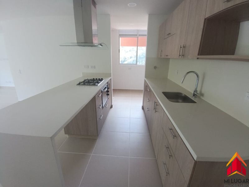 Apartamento disponible para Arriendo en Envigado El Salado Foto numero 1